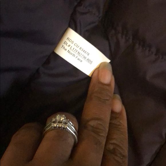 The North Face winter coat - Picture 3 of 8